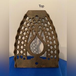 ANTIQUE Cast iron trivet for clothes iron. Great condition!